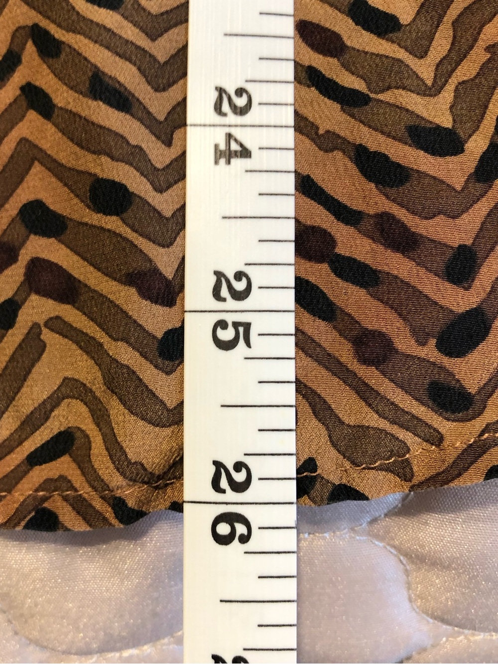 Christie & Jill 100% Silk Button Front Blouse Size 14 | Abstract Animal Print - Picture 6 of 8